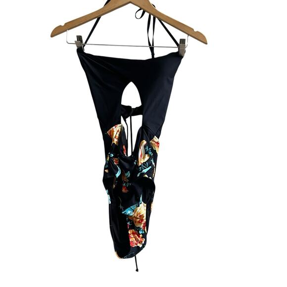 Cusphe One -Peice Swimsuit Size Large NWT Cut Out Black Floral Stretch Swim - Picture 2 of 6